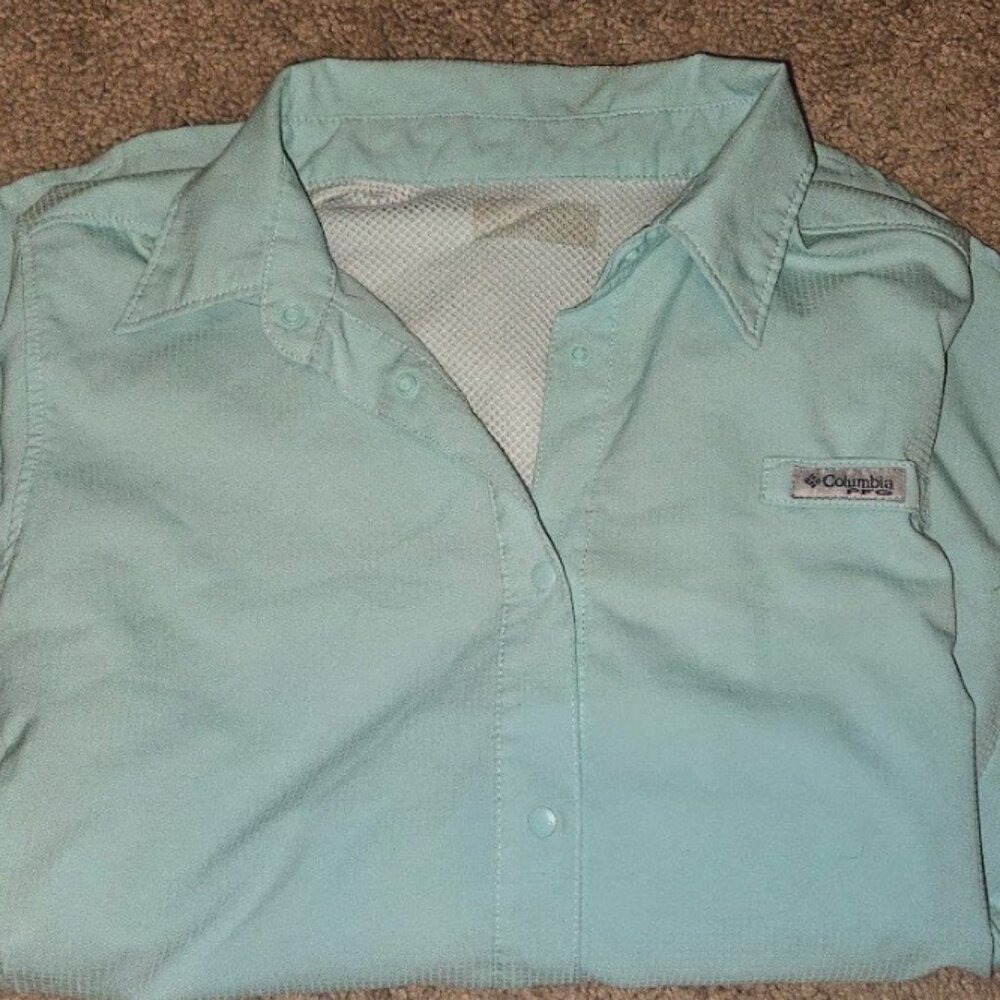 Blue Women's Omni Shield Columbia Sun Shirt - Small